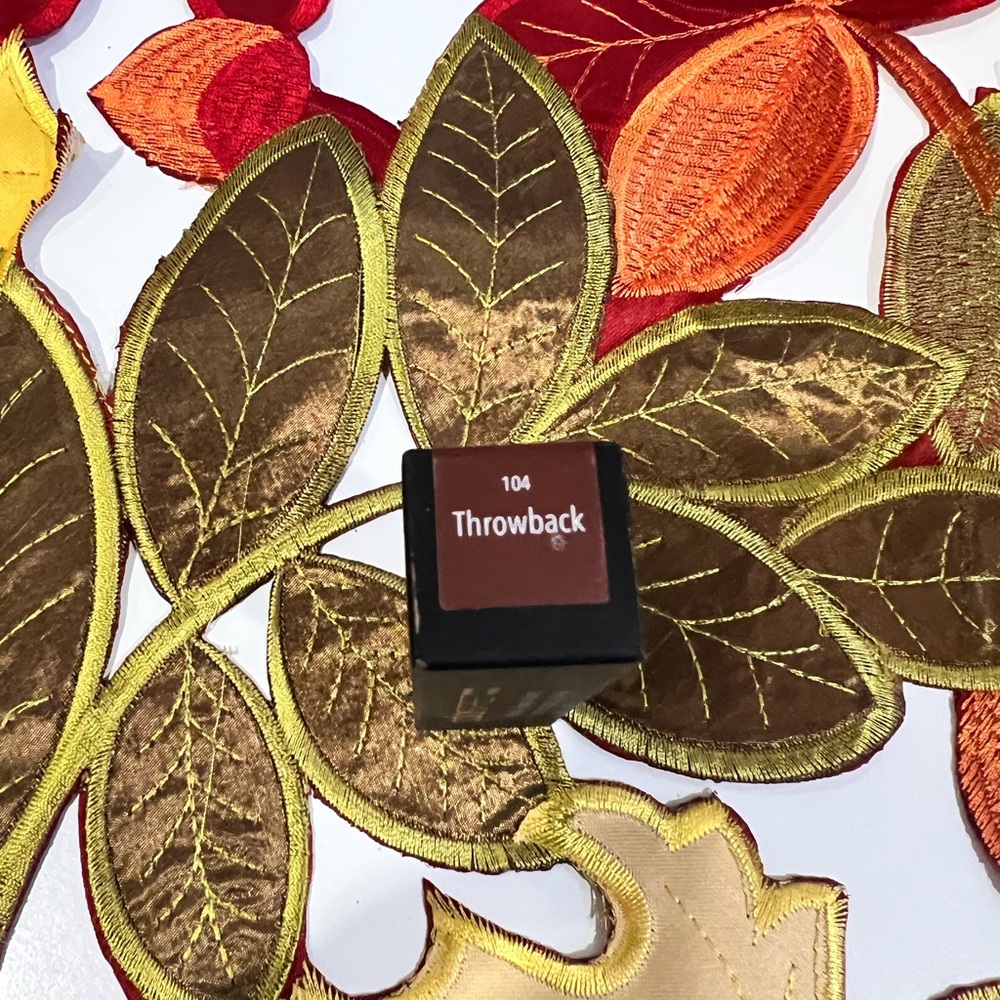 Color Street Lipstick - Throwback